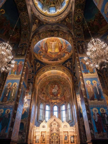 jean-christophe-contre-plongee-russie-2019-0738-copie-copie Cathedrale St Sauveur sur le sang verse?